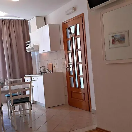 Mit Balkon In Strandnaehe Apartment *