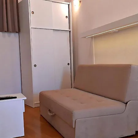Mit Balkon In Strandnaehe * Baska Voda